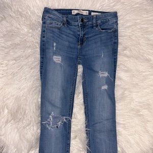 ❄️Hollister Medium-Wash Low-Rise Super Skinny Jeans